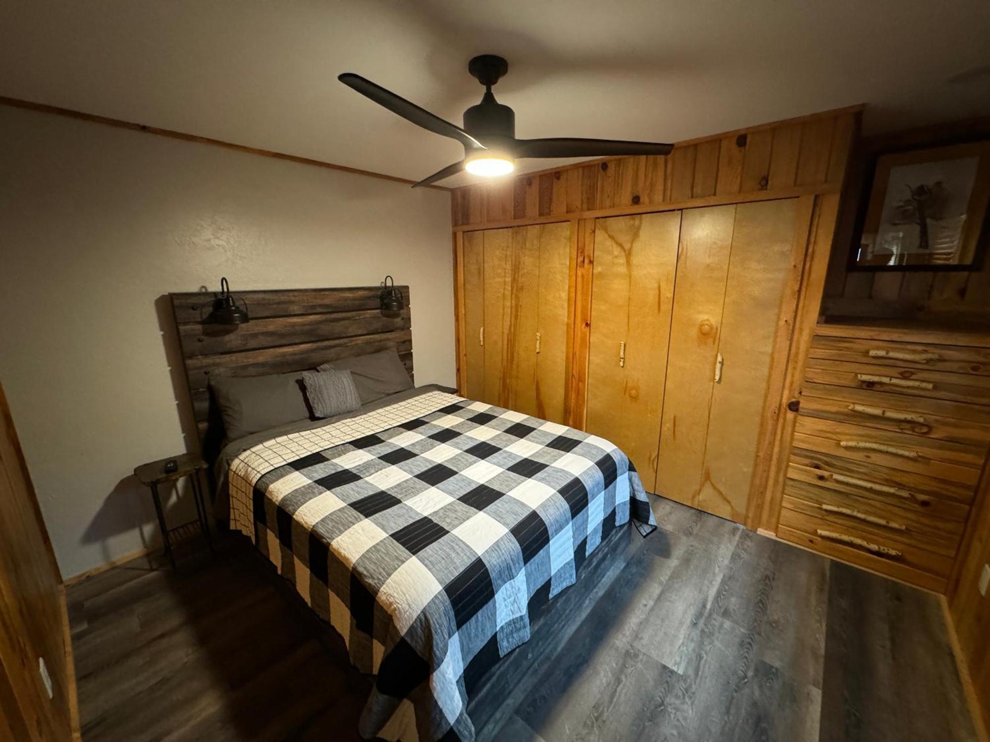 Sportsman Lodge Melrose Mt ビュート エクステリア 写真