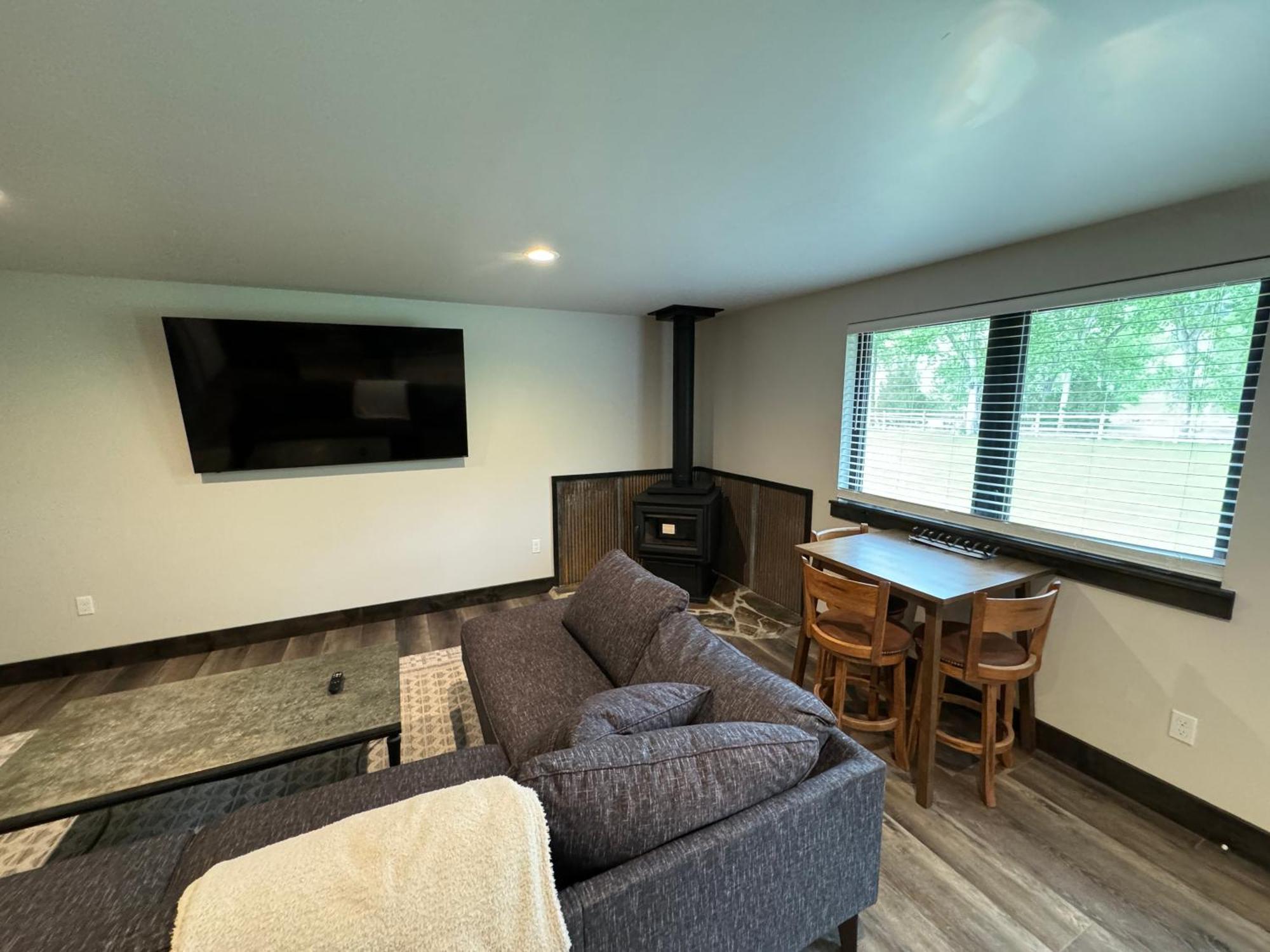 Sportsman Lodge Melrose Mt ビュート エクステリア 写真
